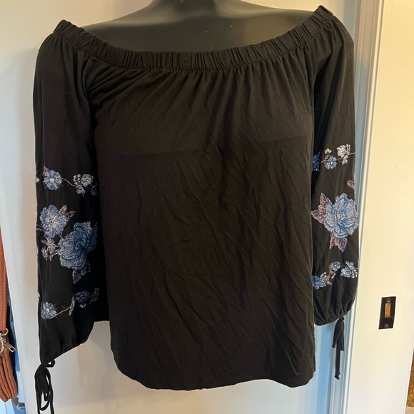 T shirt - Picture 3 of 3